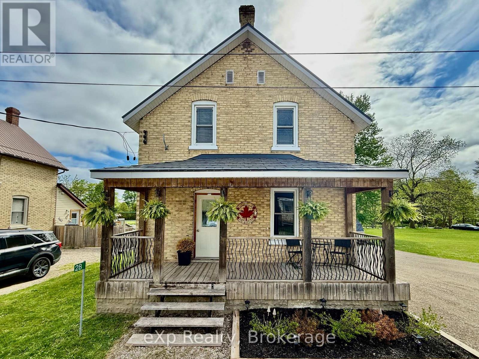 28 KING STREET, Brockton, Ontario
