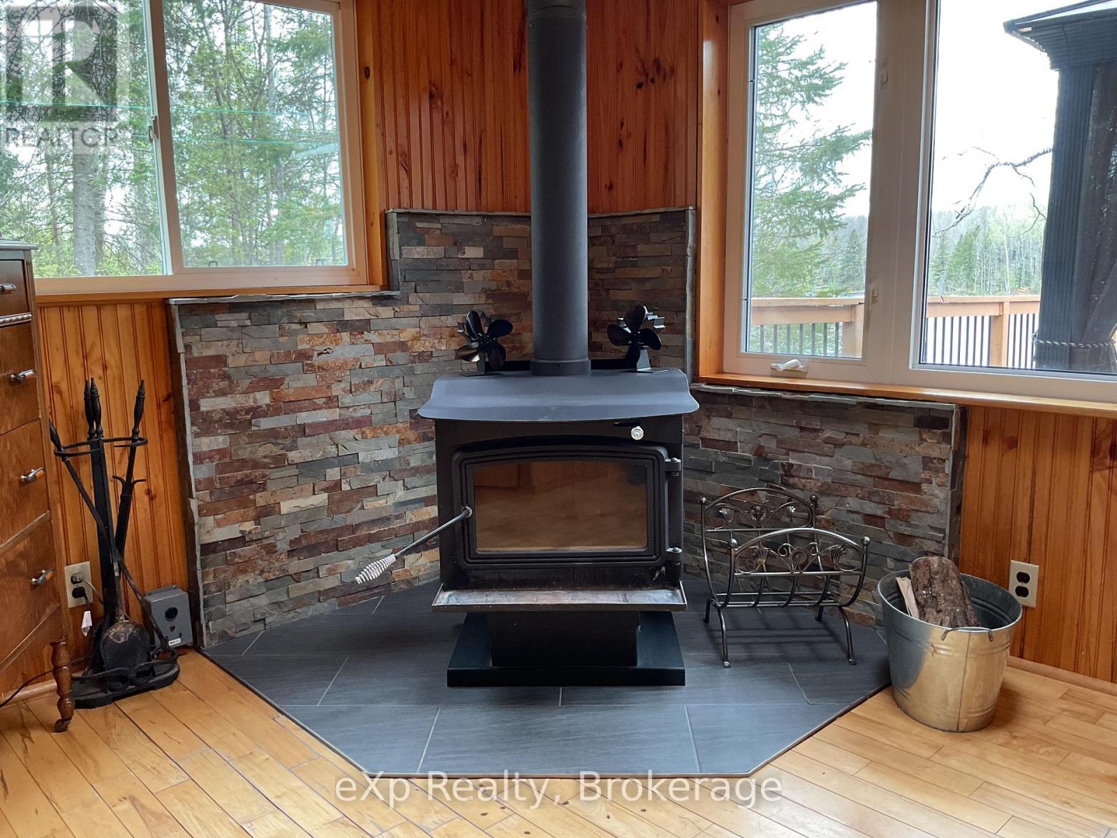 19 Valley Drive, Parry Sound Remote Area, Ontario  P0H 1N0 - Photo 12 - X12160686