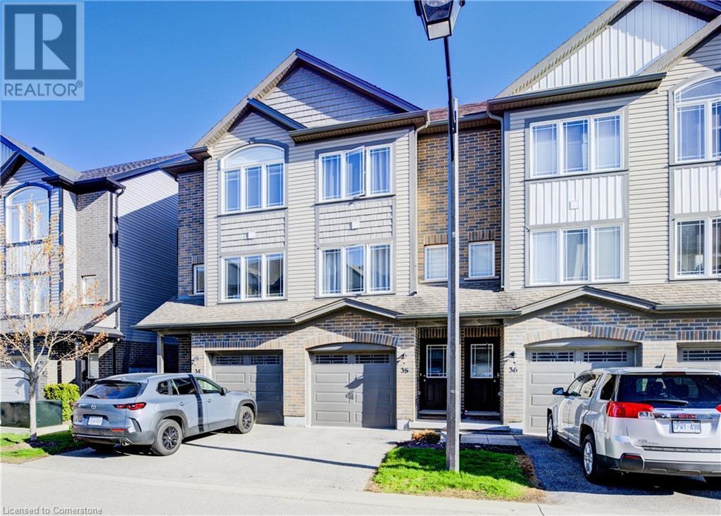 12 POPLAR Drive Unit# 35, Cambridge, Ontario