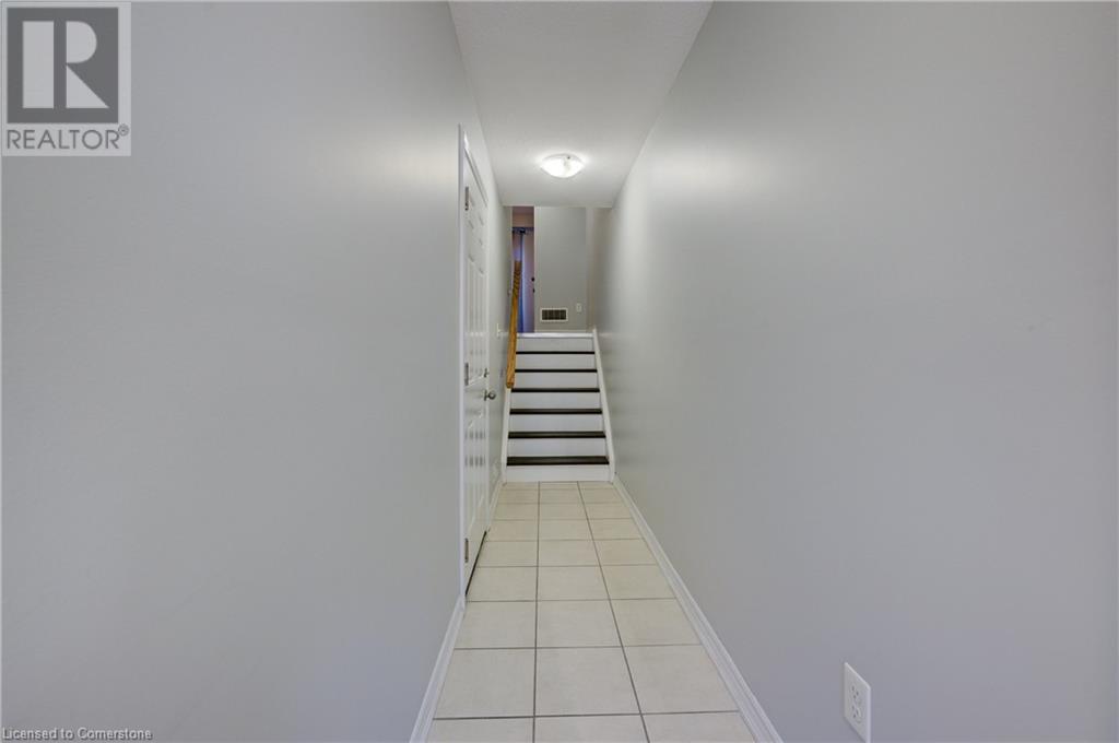 12 Poplar Drive Unit# 35, Cambridge, Ontario  N3C 0G4 - Photo 9 - 40730663