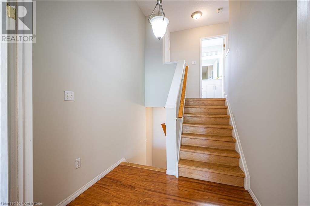 755 Zermatt Drive, Waterloo, Ontario  N2T 2W8 - Photo 17 - 40729985
