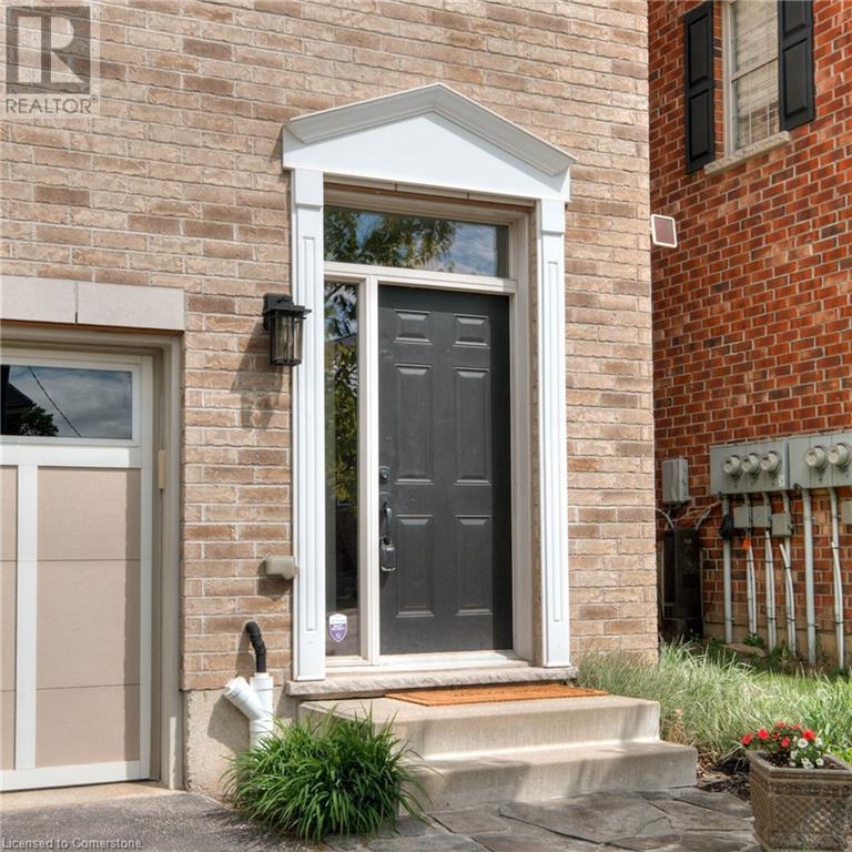 348 Louisa Street, Kitchener, Ontario  N2H 0B2 - Photo 2 - 40730576