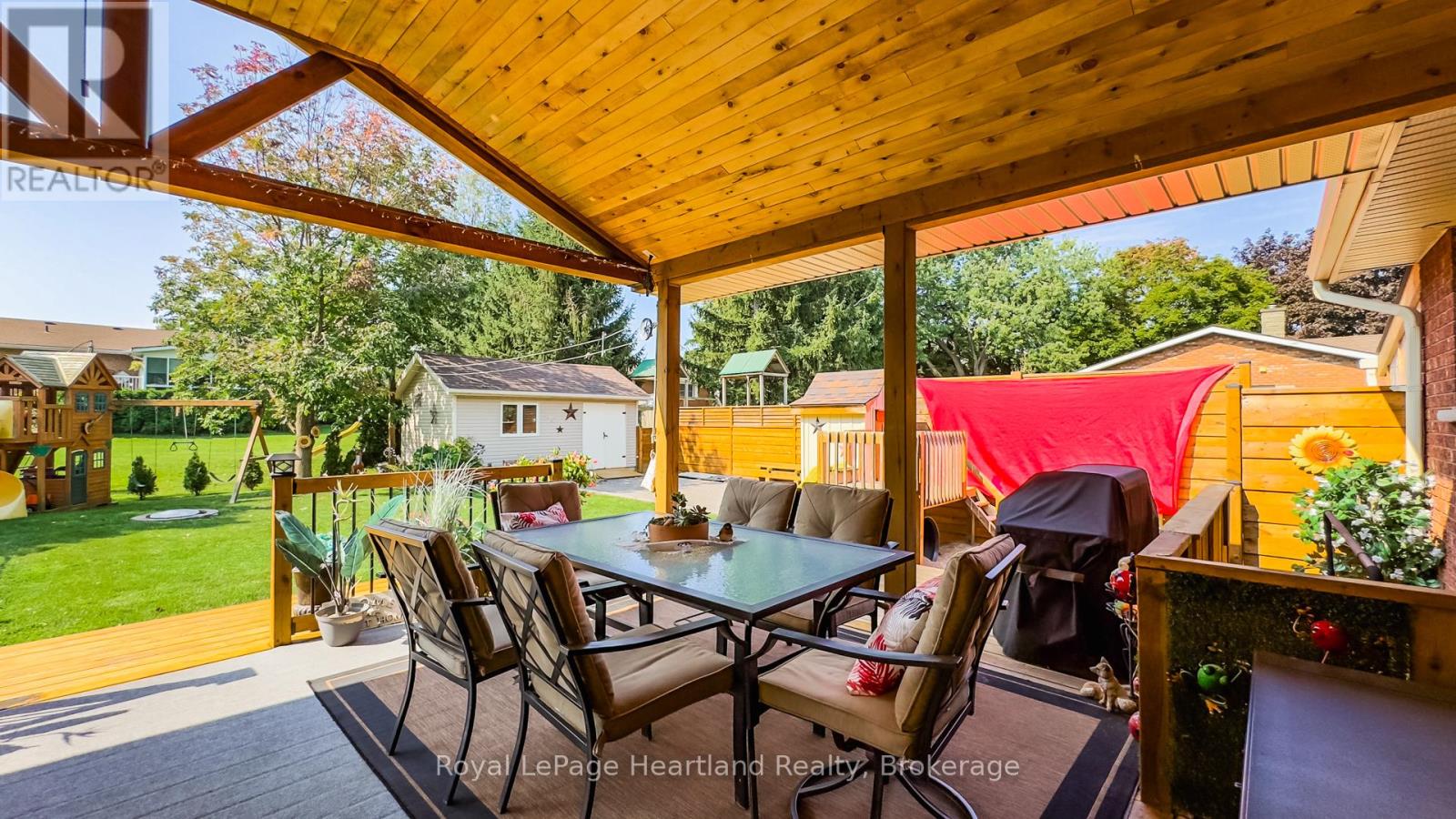 30 North Street, Huron East, Ontario  N0K 1G0 - Photo 40 - X12161110