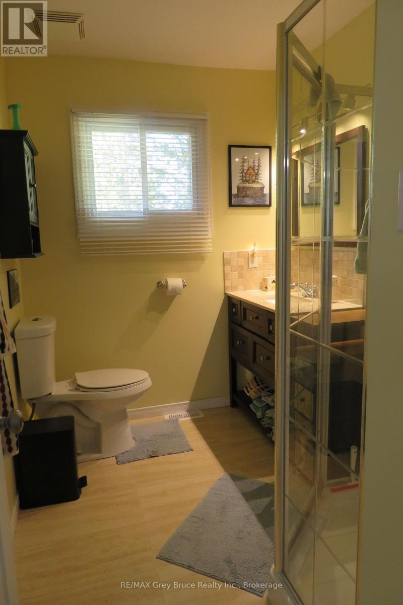 46 Youngblood Road, Northern Bruce Peninsula, Ontario  N0H 1Z0 - Photo 23 - X12161113