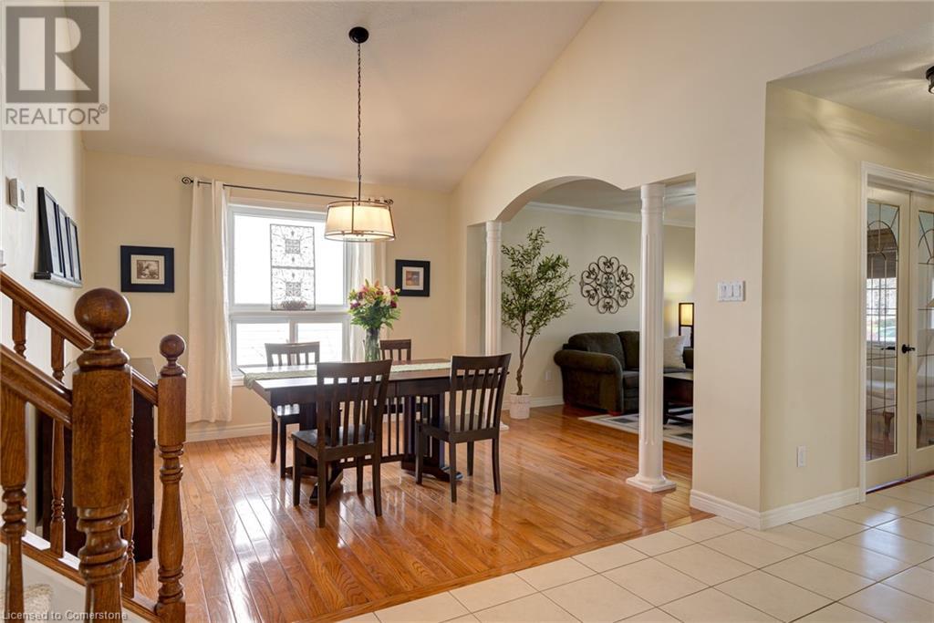 724 Brandenburg Boulevard, Waterloo, Ontario  N2T 2V4 - Photo 13 - 40728195