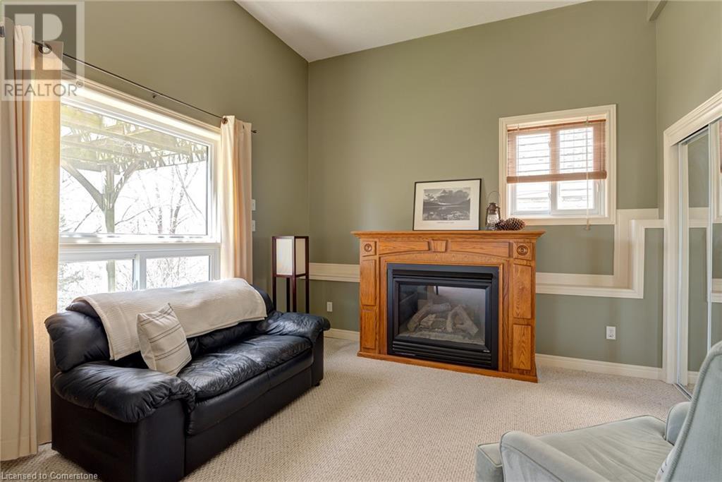 724 Brandenburg Boulevard, Waterloo, Ontario  N2T 2V4 - Photo 28 - 40728195