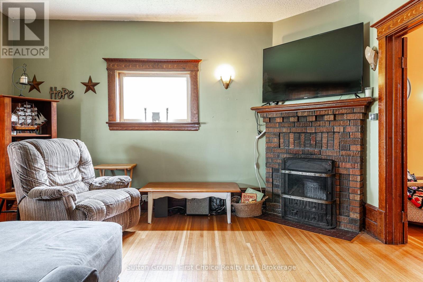 135 St. David Street N, West Perth, Ontario  N0K 1N0 - Photo 13 - X12161254