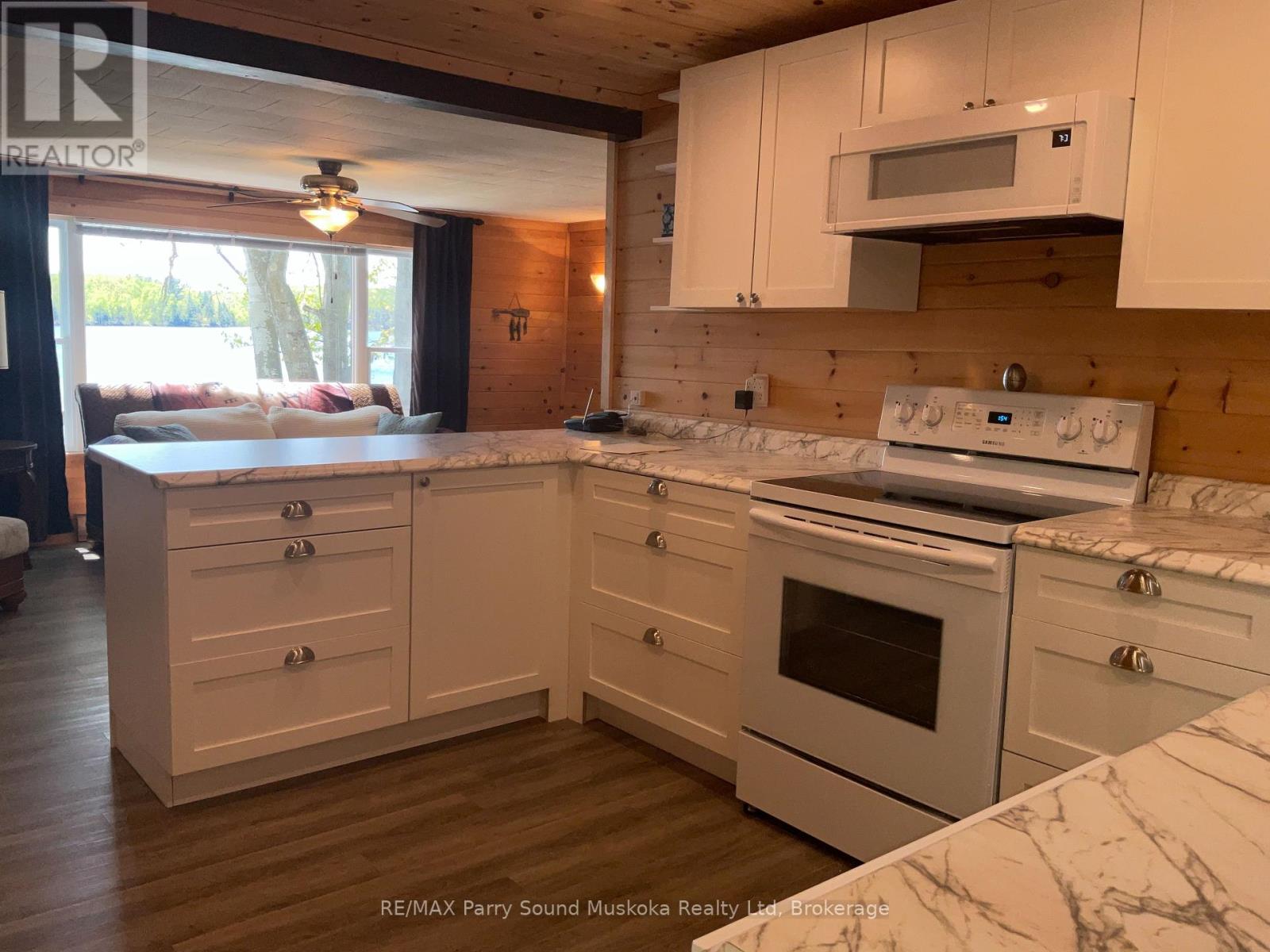 33 Pigeon Bay Road, Parry Sound Remote Area, Ontario  P0H 1Y0 - Photo 7 - X12161273