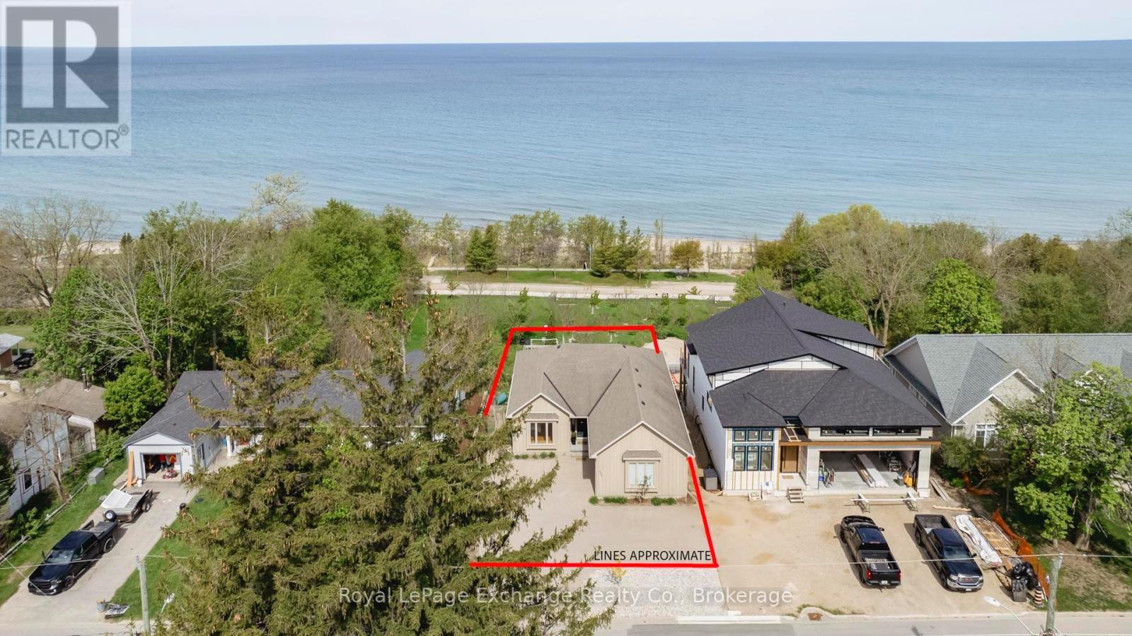 554 Huron Terrace, Kincardine, Ontario  N2Z 2H5 - Photo 2 - X12161290