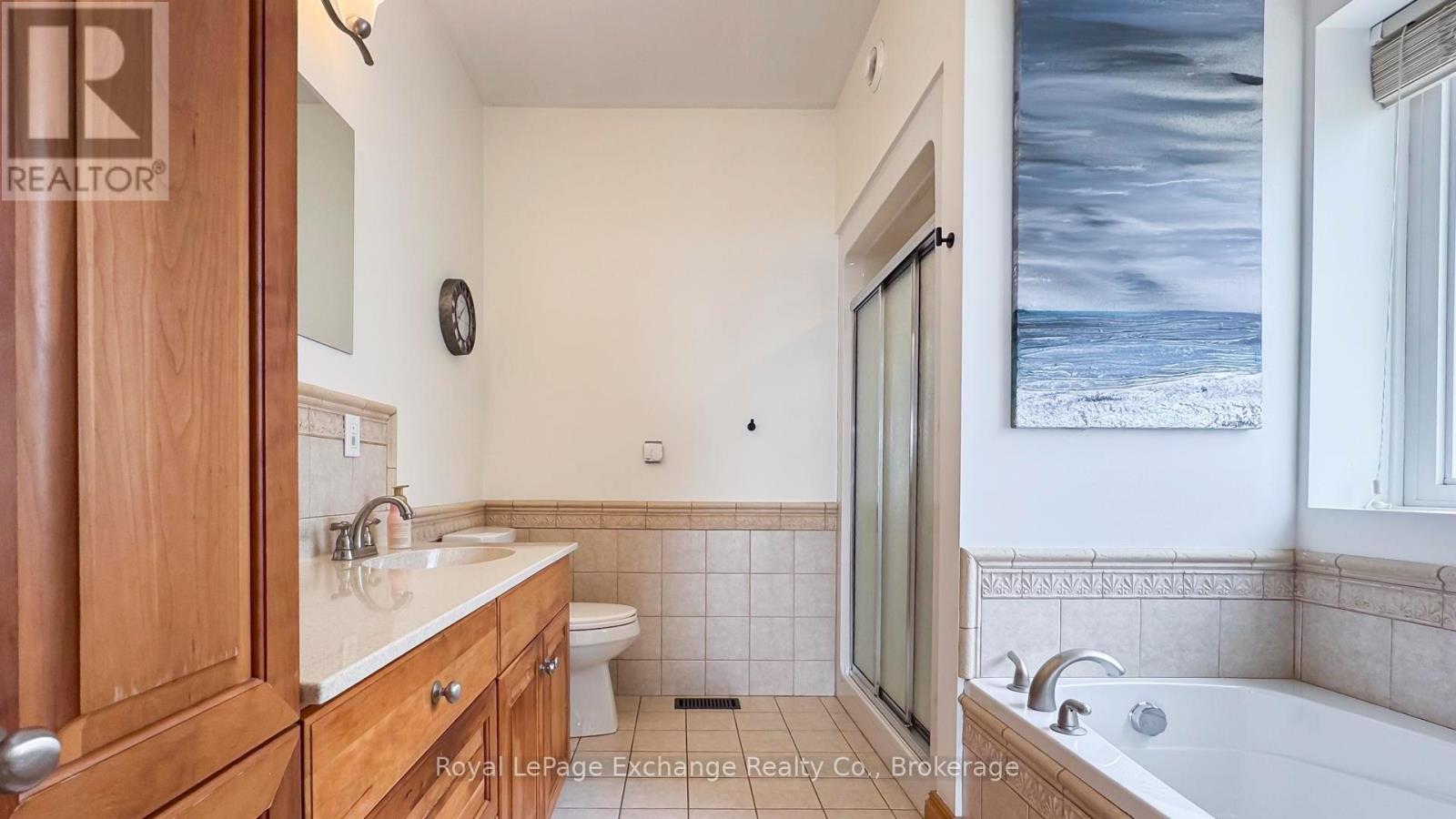 554 Huron Terrace, Kincardine, Ontario  N2Z 2H5 - Photo 23 - X12161290