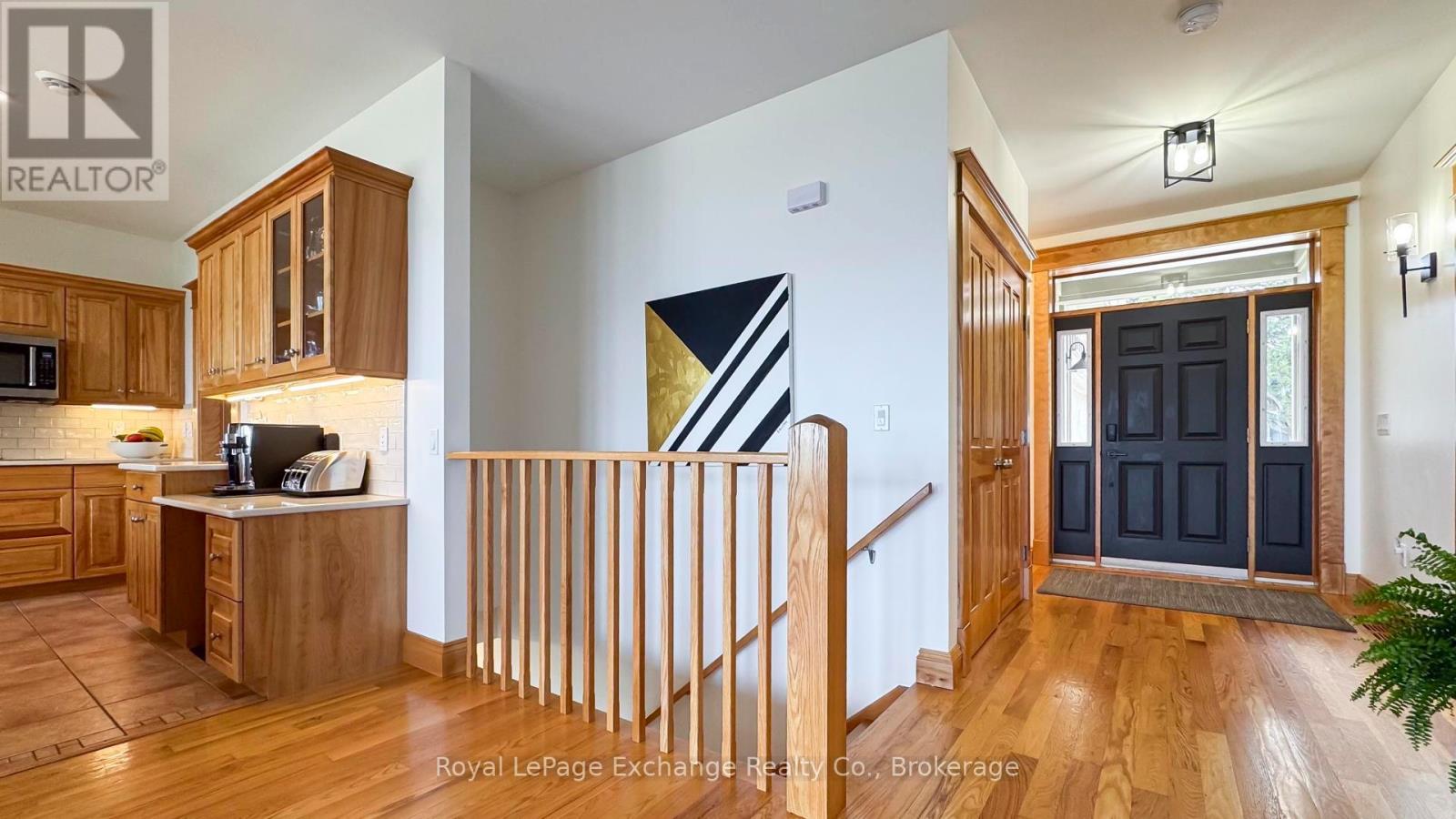 554 Huron Terrace, Kincardine, Ontario  N2Z 2H5 - Photo 27 - X12161290