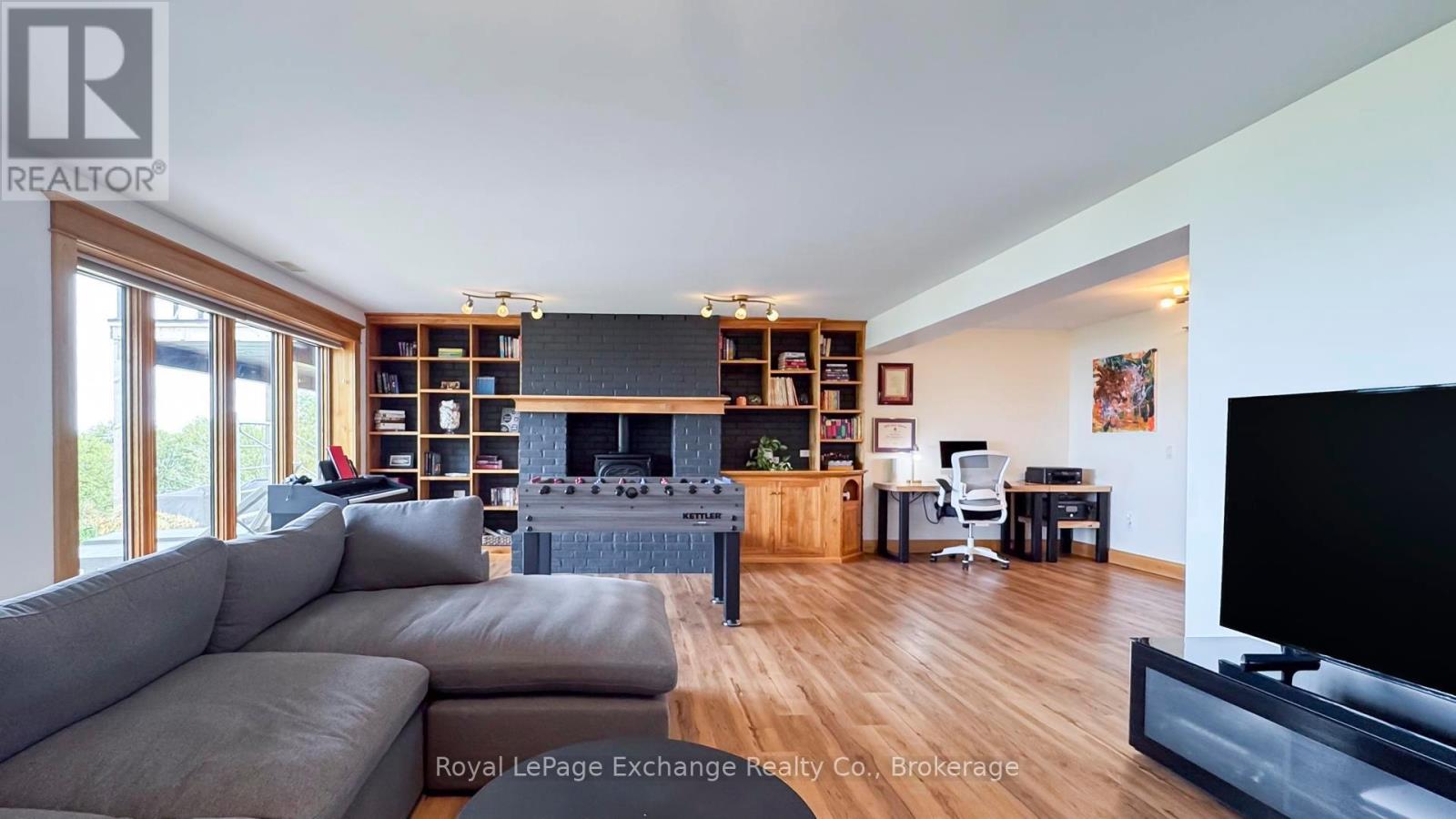 554 Huron Terrace, Kincardine, Ontario  N2Z 2H5 - Photo 39 - X12161290