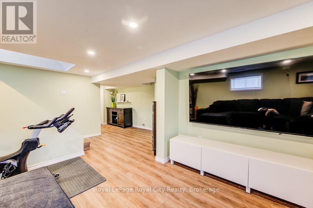 106 Mercer Street, Guelph, Ontario  N1H 2E8 - Photo 22 - X12161299