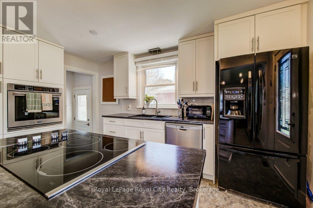 106 Mercer Street, Guelph, Ontario  N1H 2E8 - Photo 4 - X12161299