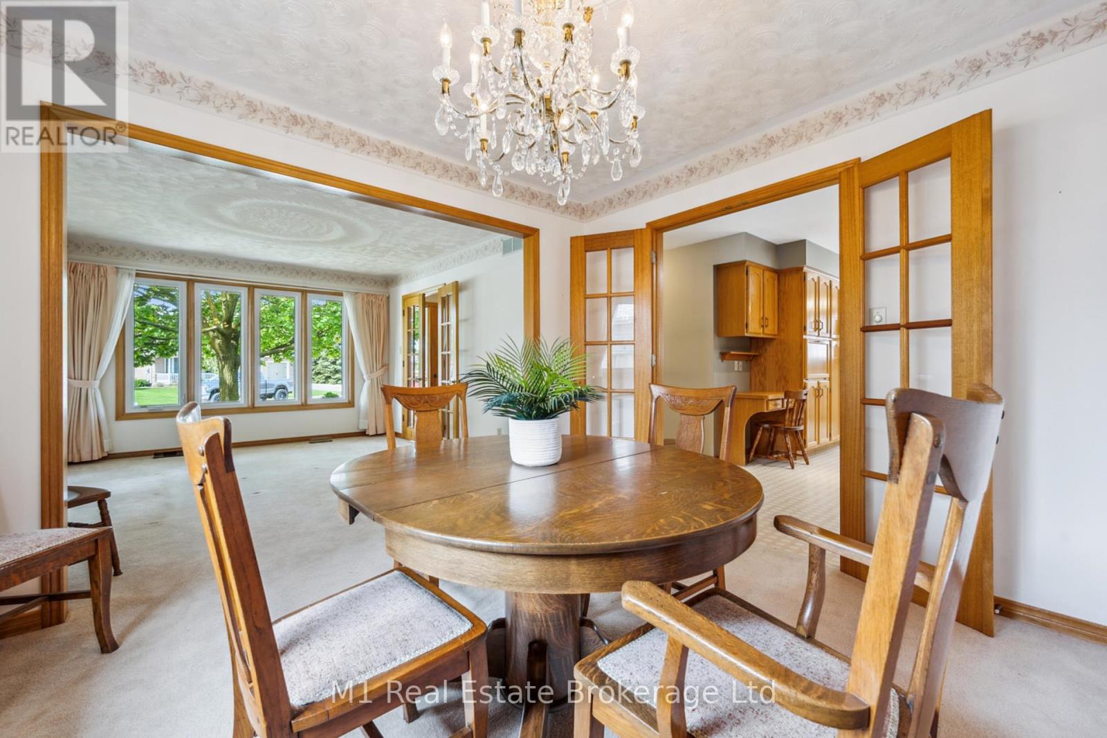 82 Crane Drive, Woolwich, Ontario  N3B 3J6 - Photo 11 - X12161310