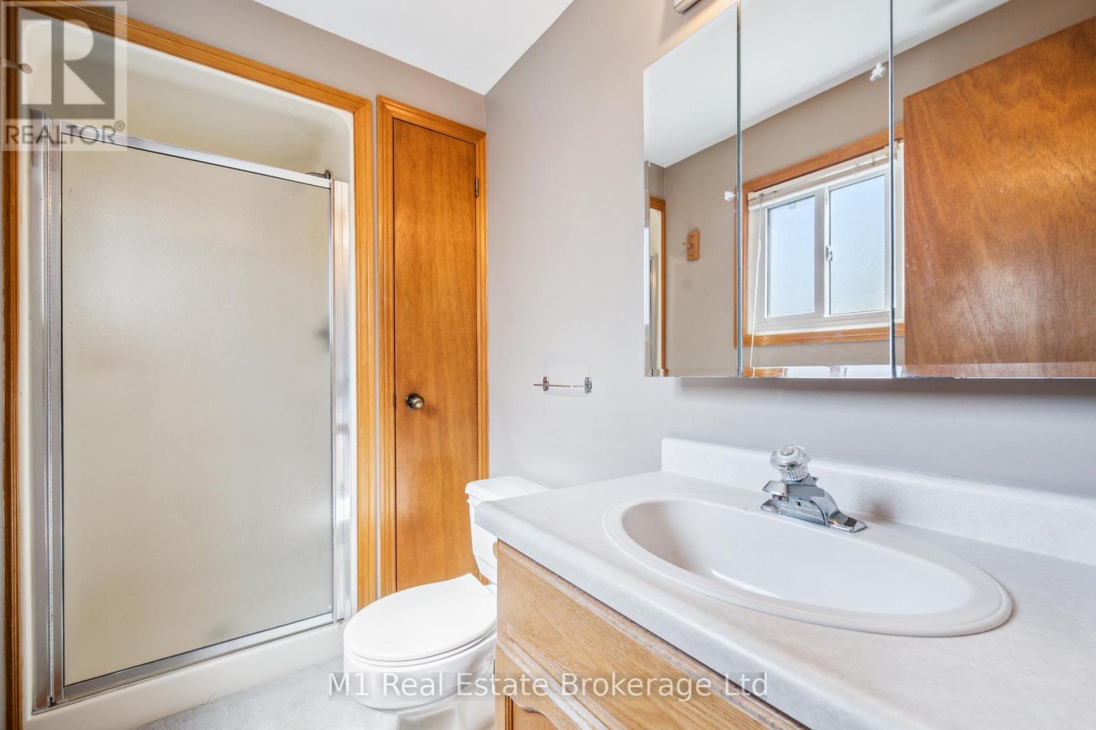 82 Crane Drive, Woolwich, Ontario  N3B 3J6 - Photo 26 - X12161310