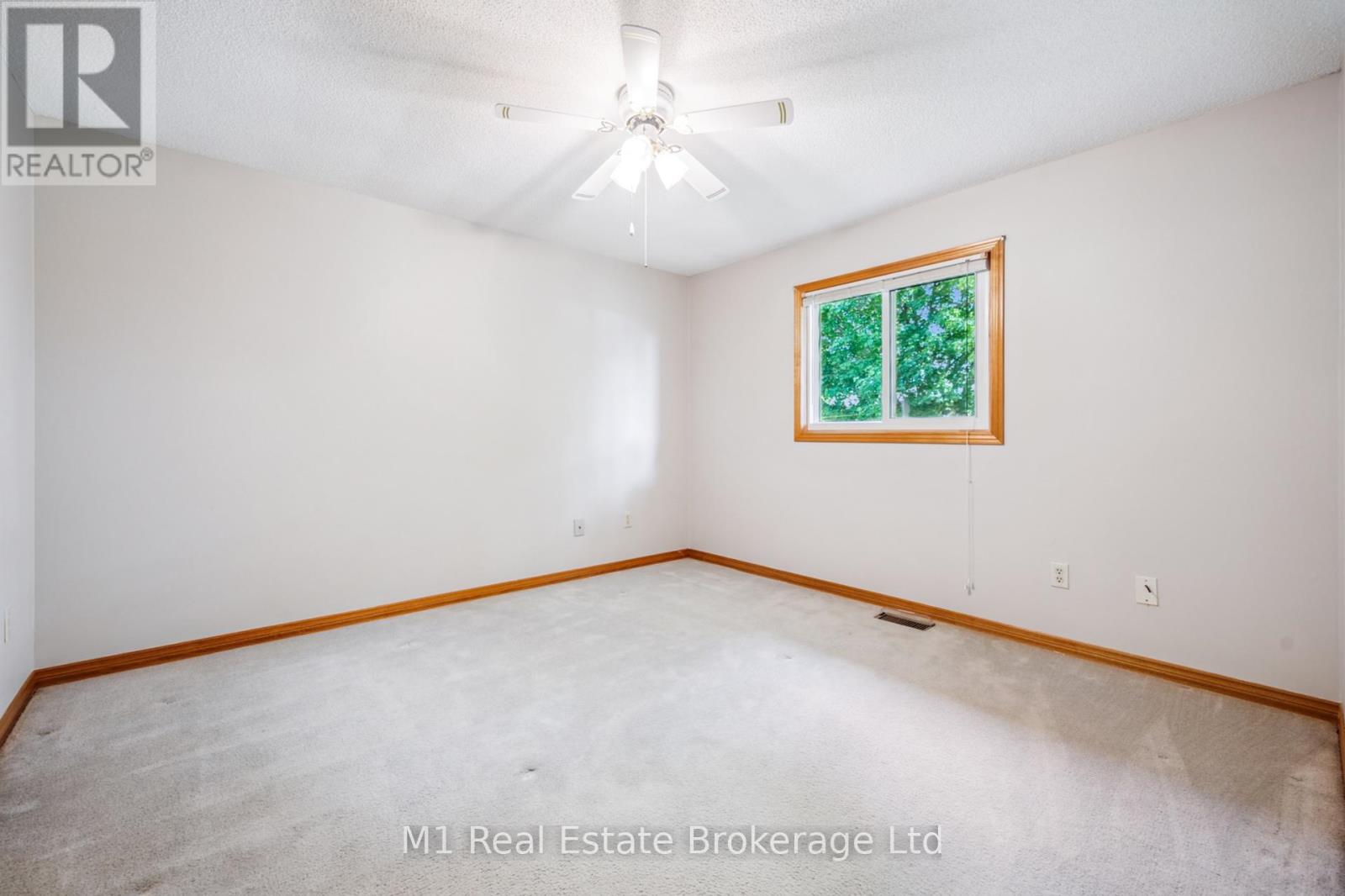 82 Crane Drive, Woolwich, Ontario  N3B 3J6 - Photo 27 - X12161310