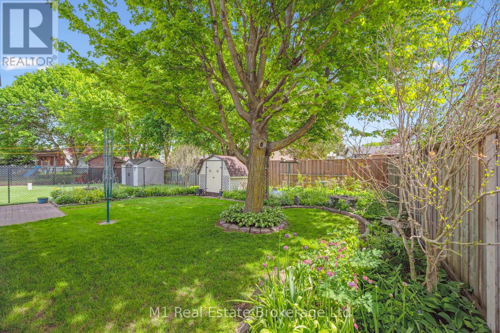 82 Crane Drive, Woolwich, Ontario  N3B 3J6 - Photo 37 - X12161310