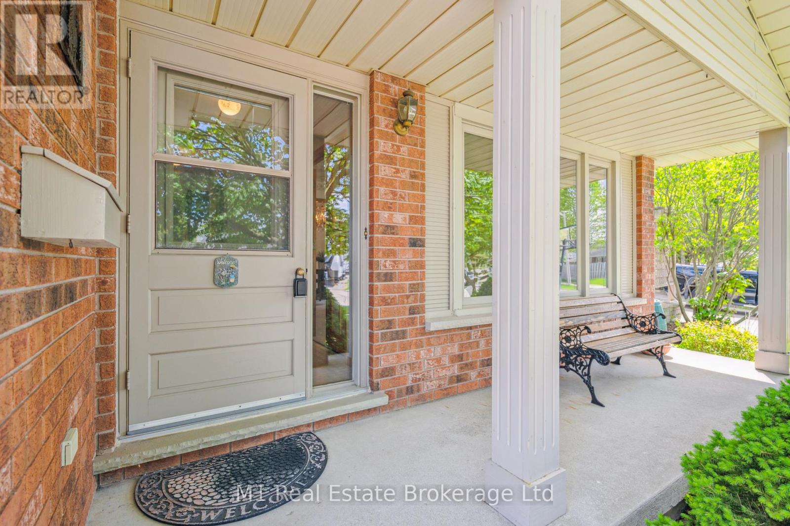 82 Crane Drive, Woolwich, Ontario  N3B 3J6 - Photo 4 - X12161310