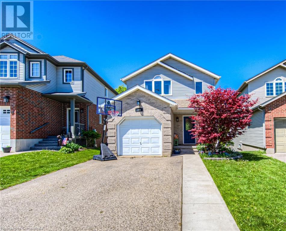 389 WESTMEADOW Drive, Kitchener, Ontario