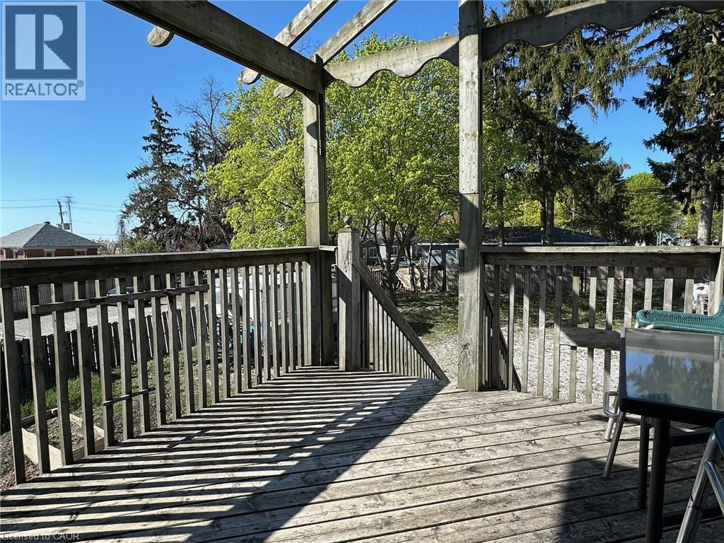 215 Main Street, Port Dover, Ontario  N0A 1N0 - Photo 34 - 40726254