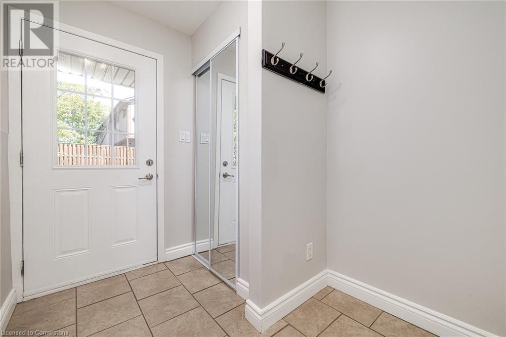 25 Thaler Avenue Unit# 12, Kitchener, Ontario  N2A 1R3 - Photo 3 - 40730616
