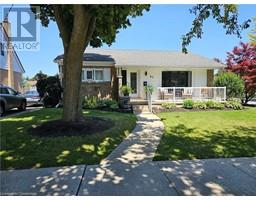 82 GLENDALE Road, Kitchener, Ontario
