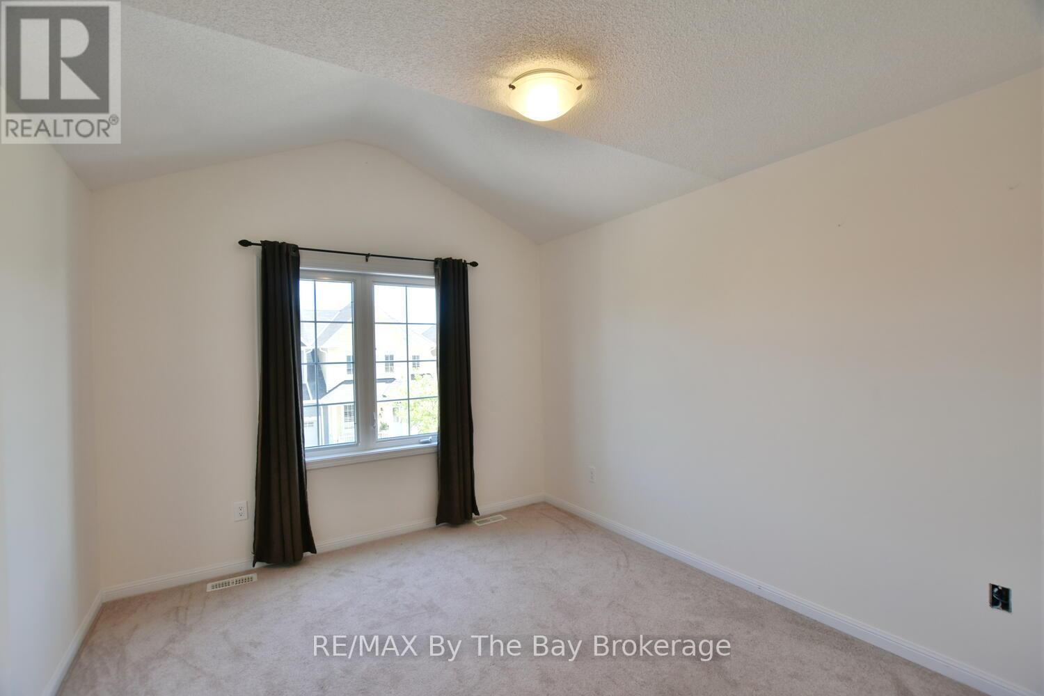 13 Berkshire Avenue, Wasaga Beach, Ontario  L9Z 0G3 - Photo 36 - S12161372