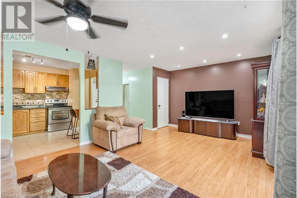 1050 Falgarwood Drive Unit# 121, Oakville, Ontario  L6H 2P3 - Photo 11 - 40730668