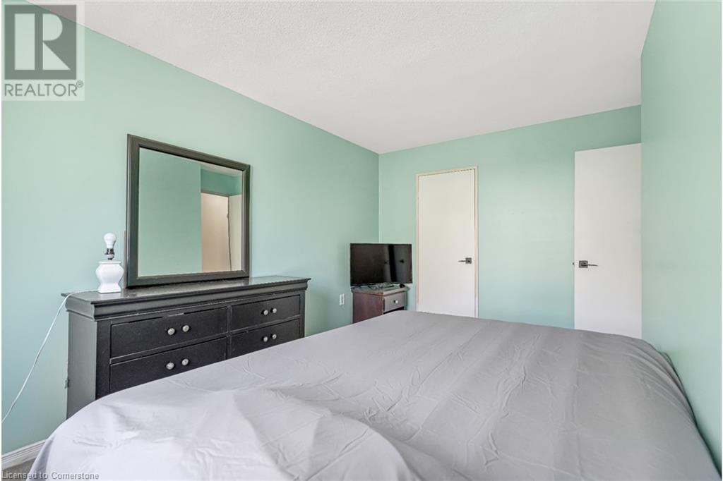 1050 Falgarwood Drive Unit# 121, Oakville, Ontario  L6H 2P3 - Photo 18 - 40730668