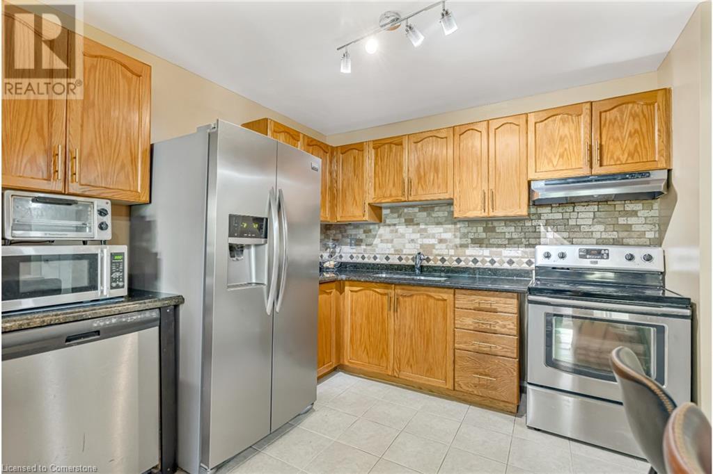 1050 Falgarwood Drive Unit# 121, Oakville, Ontario  L6H 2P3 - Photo 4 - 40730668