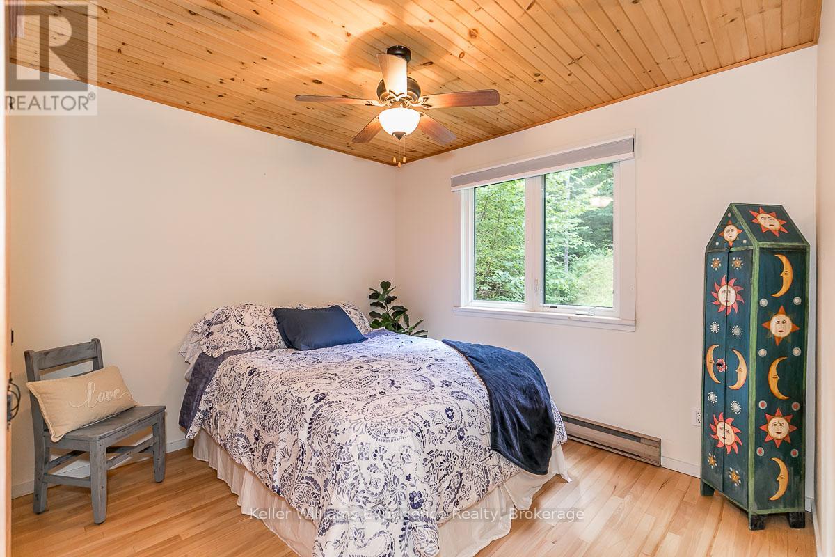 1123 Stone Gate Lane, Bracebridge, Ontario  P1L 1X1 - Photo 11 - X12161770