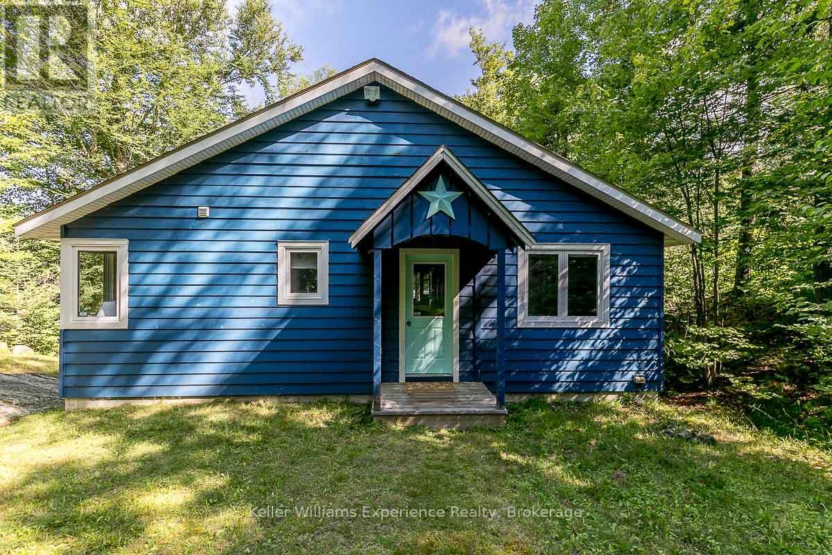 1123 Stone Gate Lane, Bracebridge, Ontario  P1L 1X1 - Photo 3 - X12161770