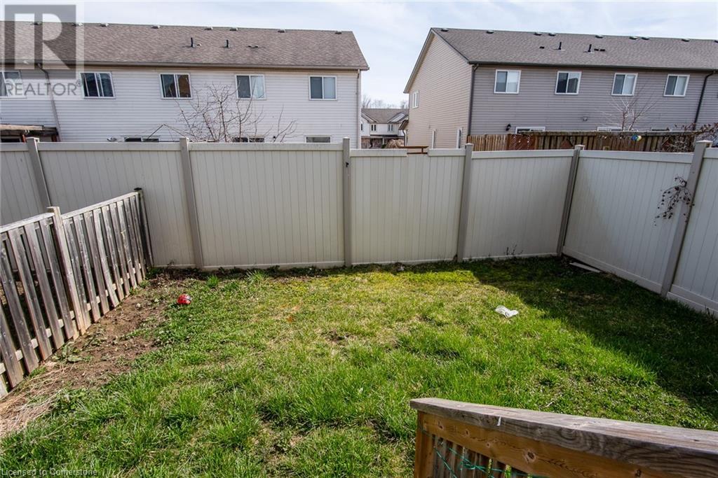 23 Dahlia Street, Kitchener, Ontario  N2E 3Y9 - Photo 5 - 40730830