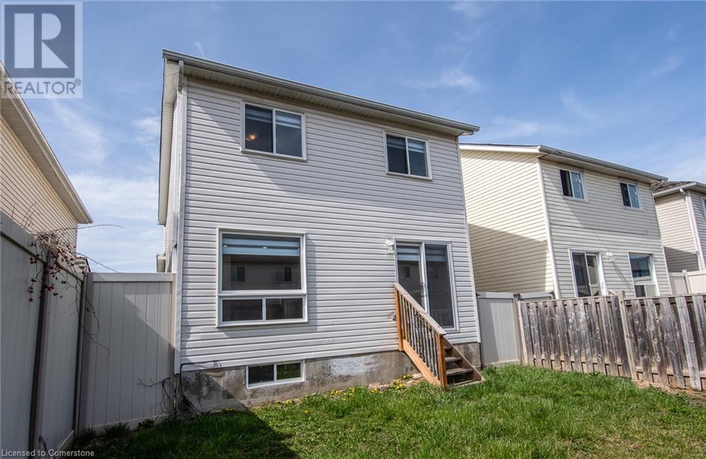 23 Dahlia Street, Kitchener, Ontario  N2E 3Y9 - Photo 8 - 40730830