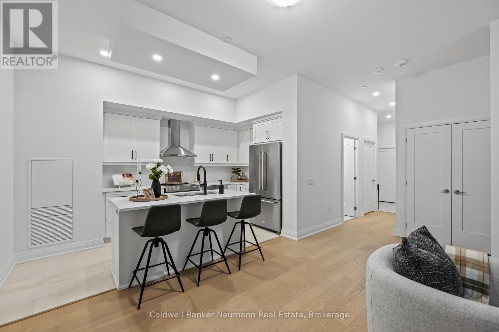 101 - 71 Wyndham Street S, Guelph, Ontario  N1E 5R3 - Photo 11 - X12162679