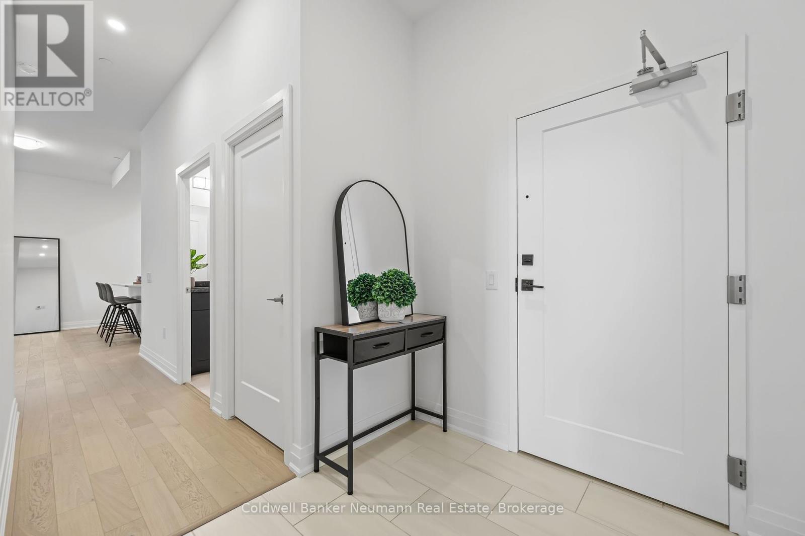 101 - 71 Wyndham Street S, Guelph, Ontario  N1E 5R3 - Photo 4 - X12162679