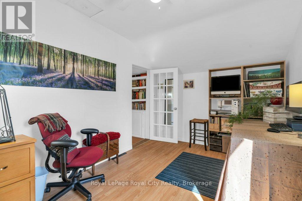 110 York Road, Guelph, Ontario  N1E 3E6 - Photo 29 - X12162931