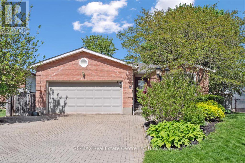 9 PAULINE PLACE, Guelph, Ontario