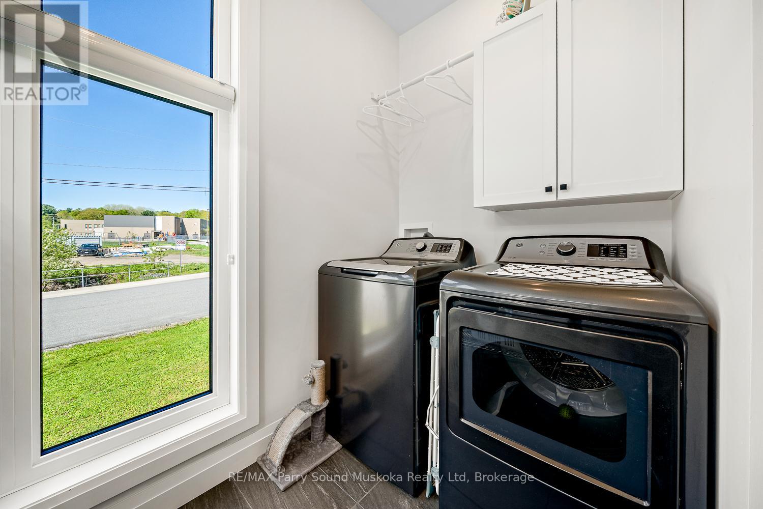 44 Dennis Drive, Parry Sound, Ontario  P2A 0E6 - Photo 25 - X12163093