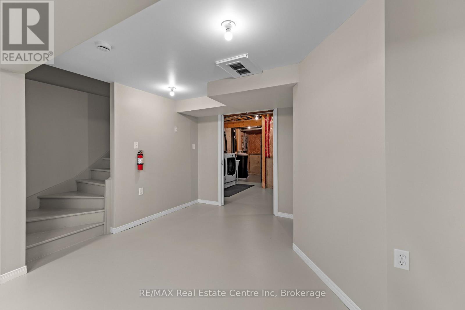 139 Gosling Gardens, Guelph, Ontario  N1G 5E6 - Photo 41 - X12163220