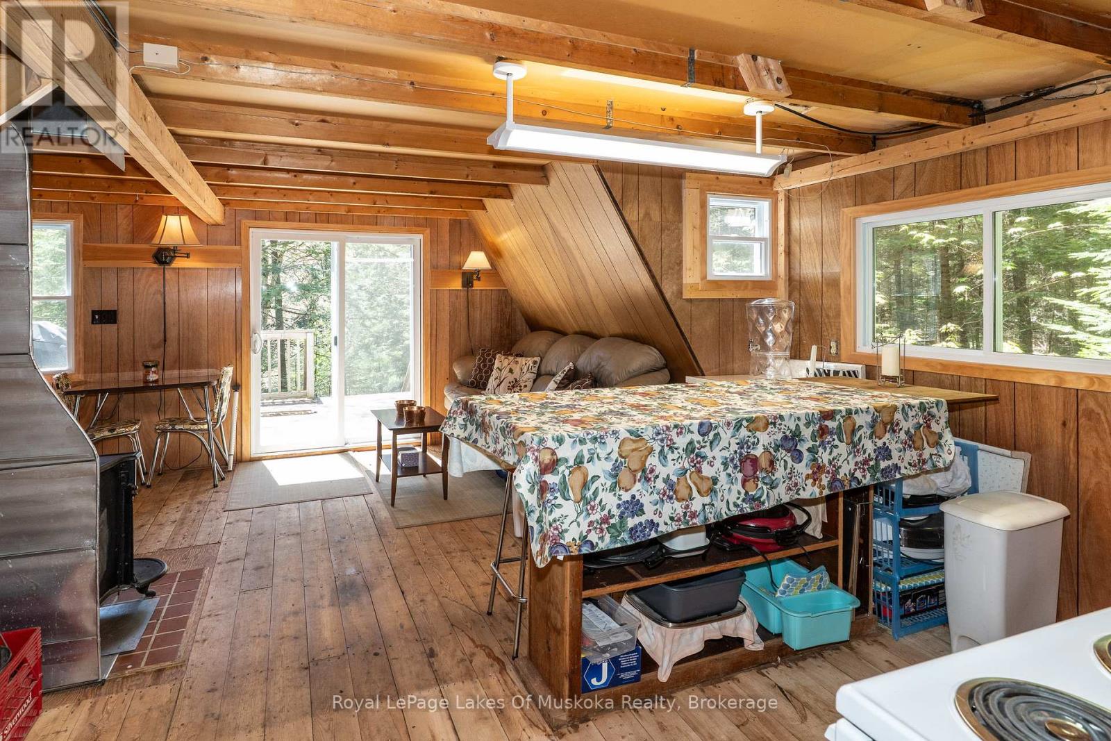 1143 Crane Lake Drive, Algonquin Highlands, Ontario  P0A 1E0 - Photo 4 - X12163224