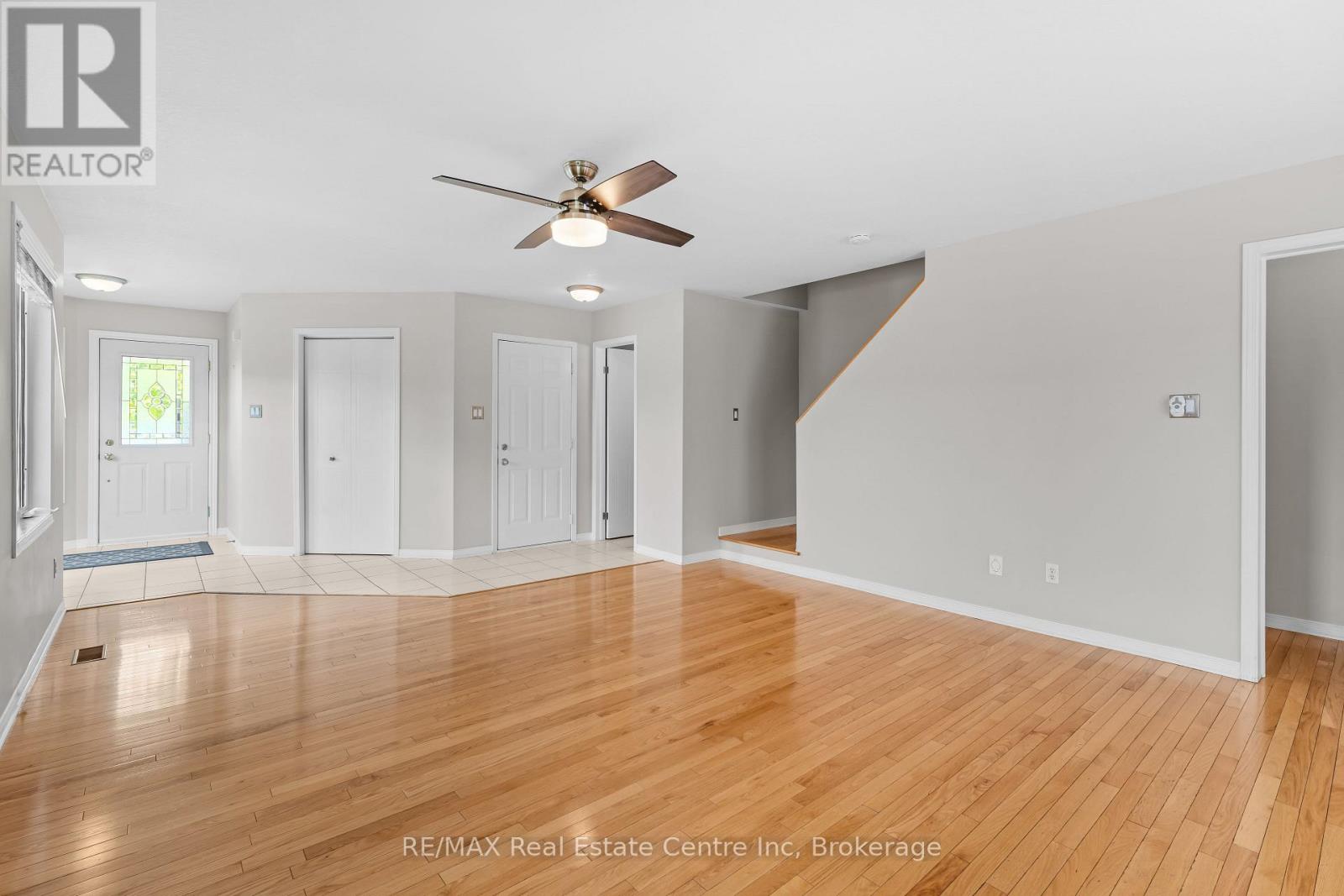 137 Gosling Gardens, Guelph, Ontario  N1G 5E6 - Photo 20 - X12163233
