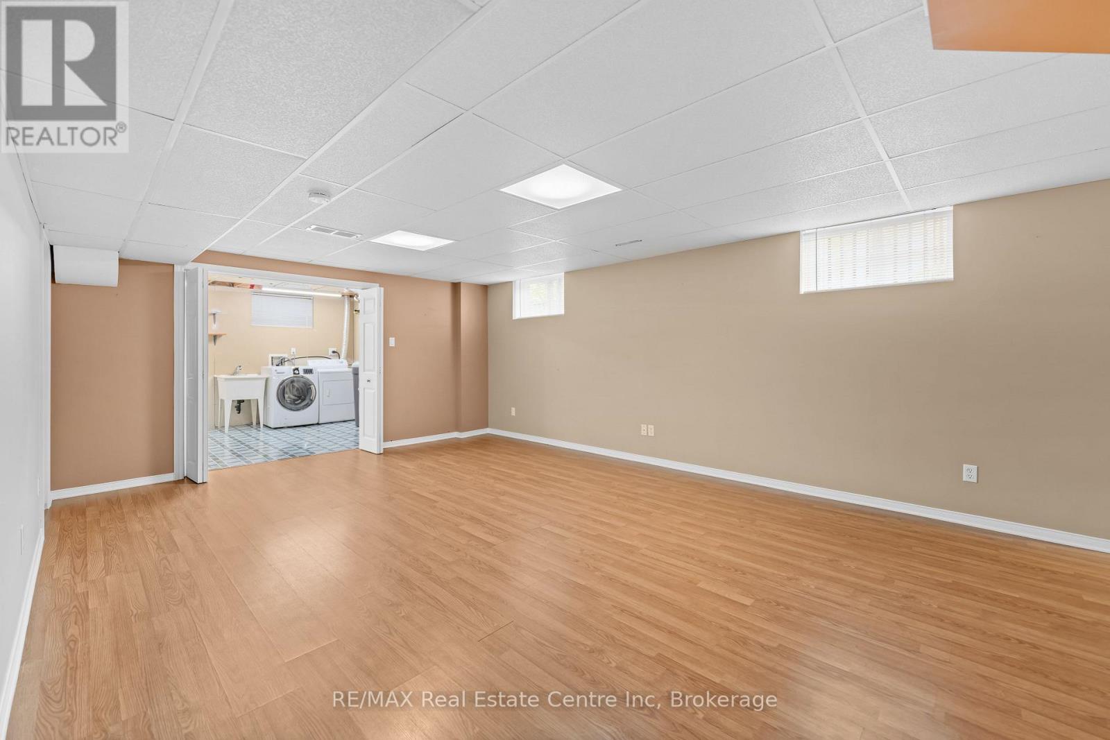 137 Gosling Gardens, Guelph, Ontario  N1G 5E6 - Photo 42 - X12163233