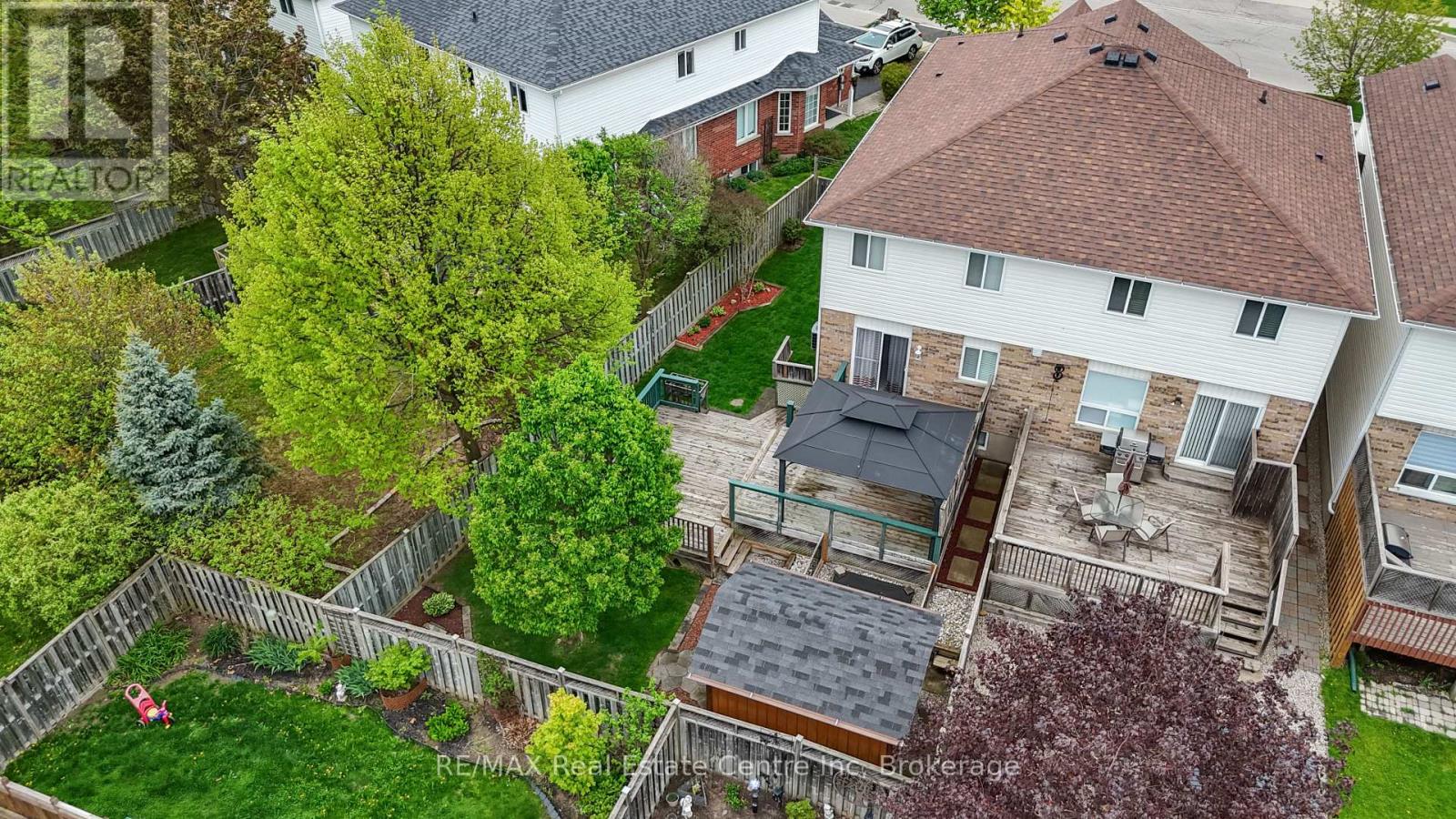 137 Gosling Gardens, Guelph, Ontario  N1G 5E6 - Photo 5 - X12163233