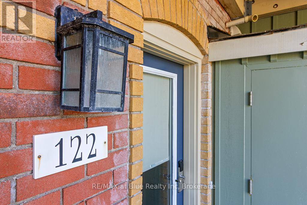 122 - 170 Snowbridge Way, Blue Mountains, Ontario  L9Y 0V1 - Photo 12 - X12163255