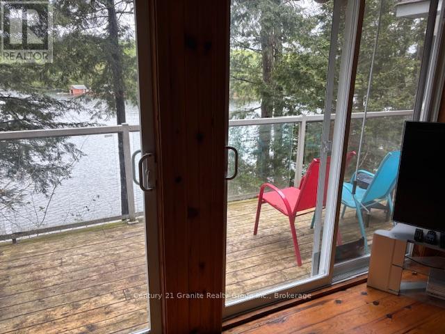 1023 Cassia Lane, Minden Hills, Ontario  K0M 2K0 - Photo 12 - X12163279
