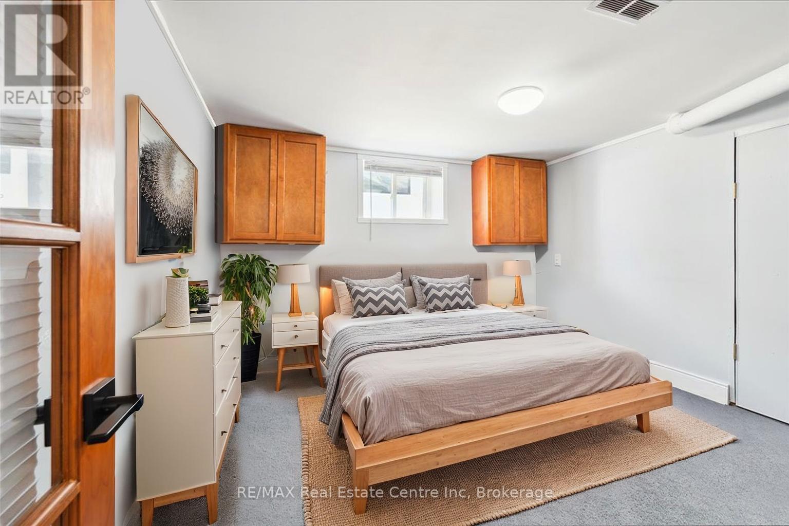 15 Jarvis Street, Cambridge, Ontario  N1R 1G7 - Photo 14 - X12163339
