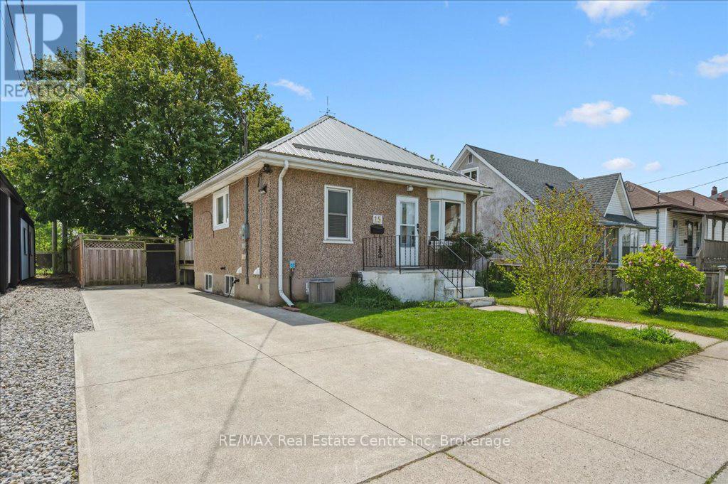 15 Jarvis Street, Cambridge, Ontario  N1R 1G7 - Photo 3 - X12163339