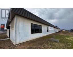 ORANGE - 1676 WINHARA ROAD, Gravenhurst, Ontario